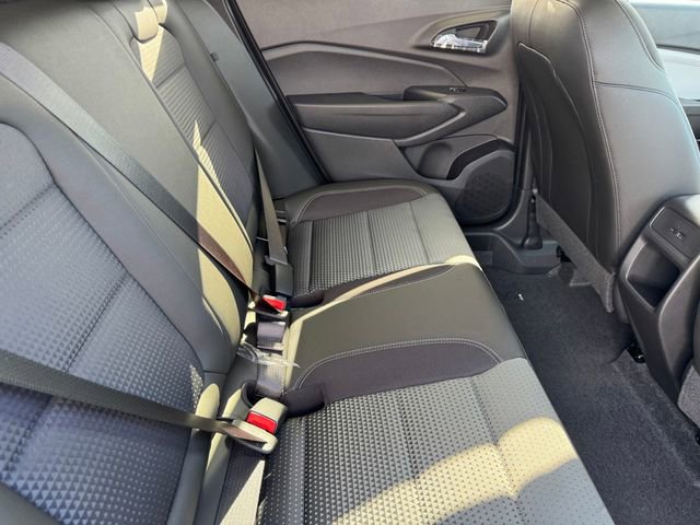 New 2026 Chevrolet Trax LT image 9