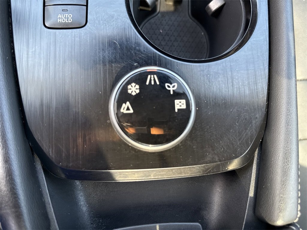 Certified 2023 Nissan Rogue SL w/ SL Premium Package image 21