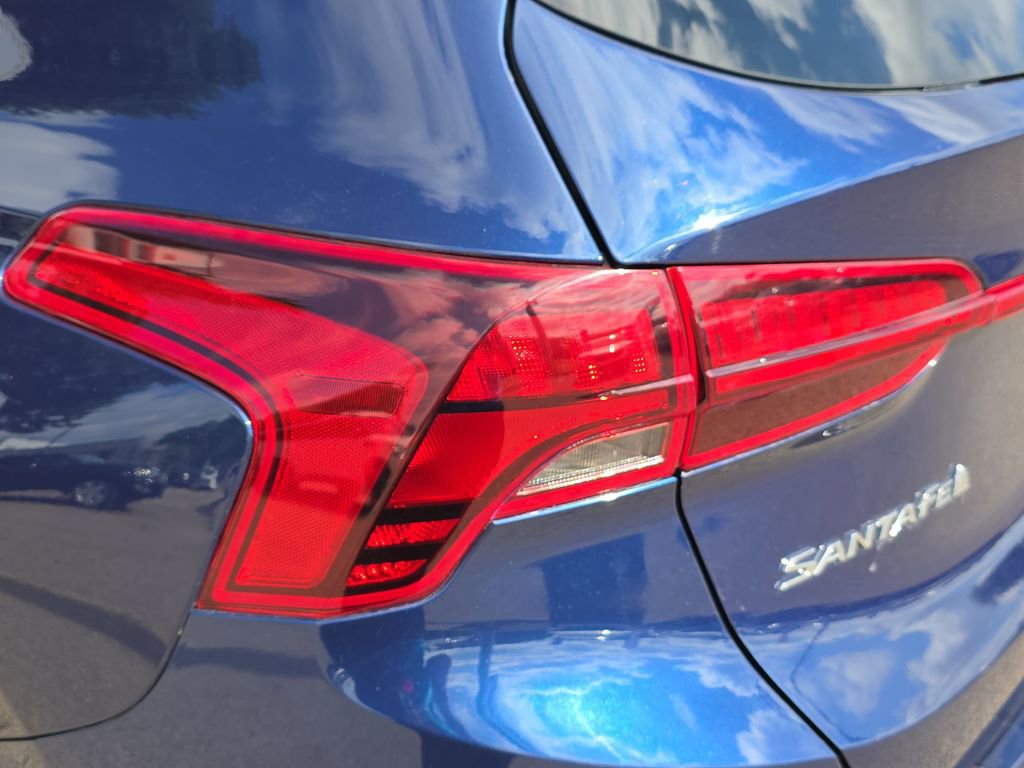 Used 2023 Hyundai Santa Fe SEL image 33