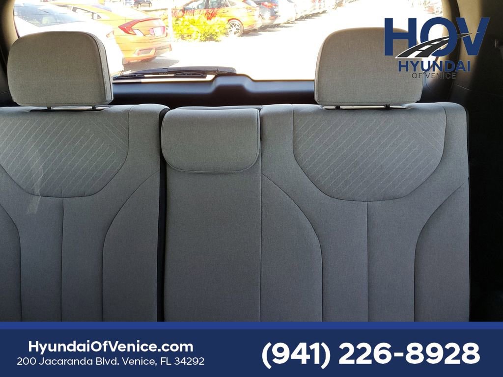 Used 2023 Hyundai Palisade SE image 19