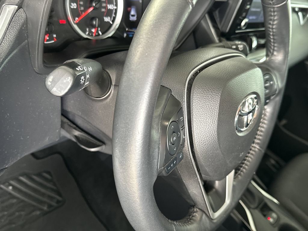Used 2022 Toyota Corolla Cross LE image 18