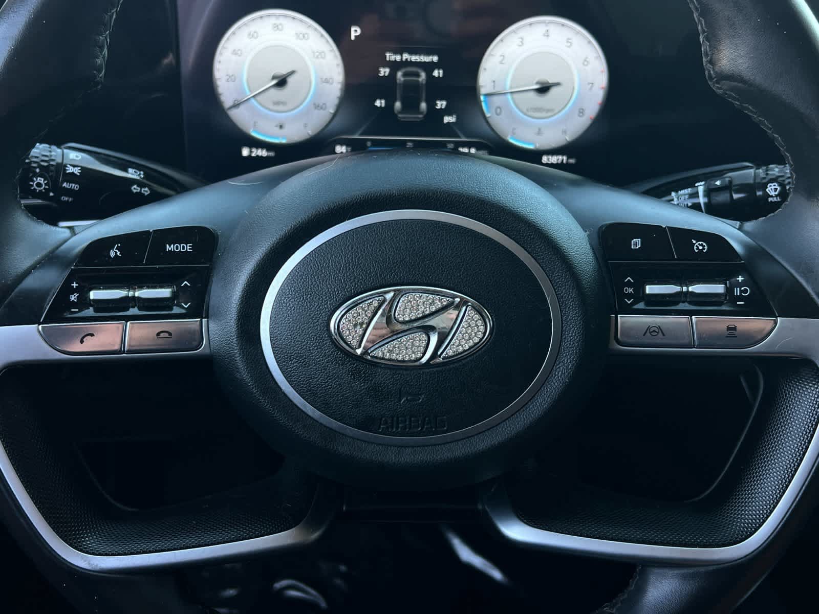 Used 2023 Hyundai Elantra SEL w/ Convenience Package FWD image 24
