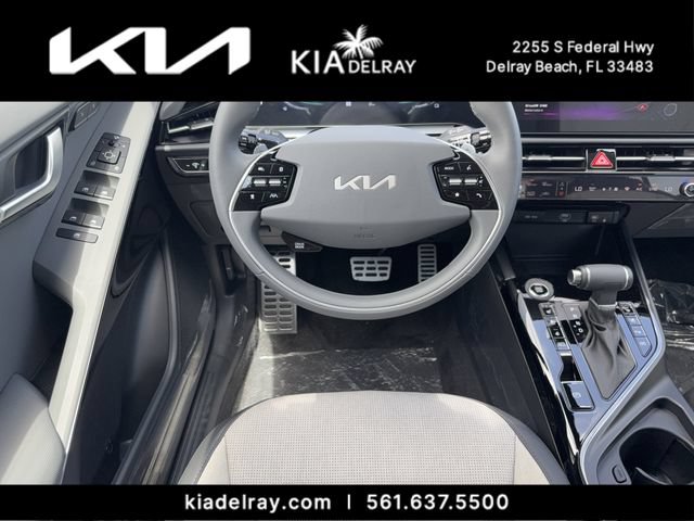 New 2026 Kia Niro SX Touring FWD image 13