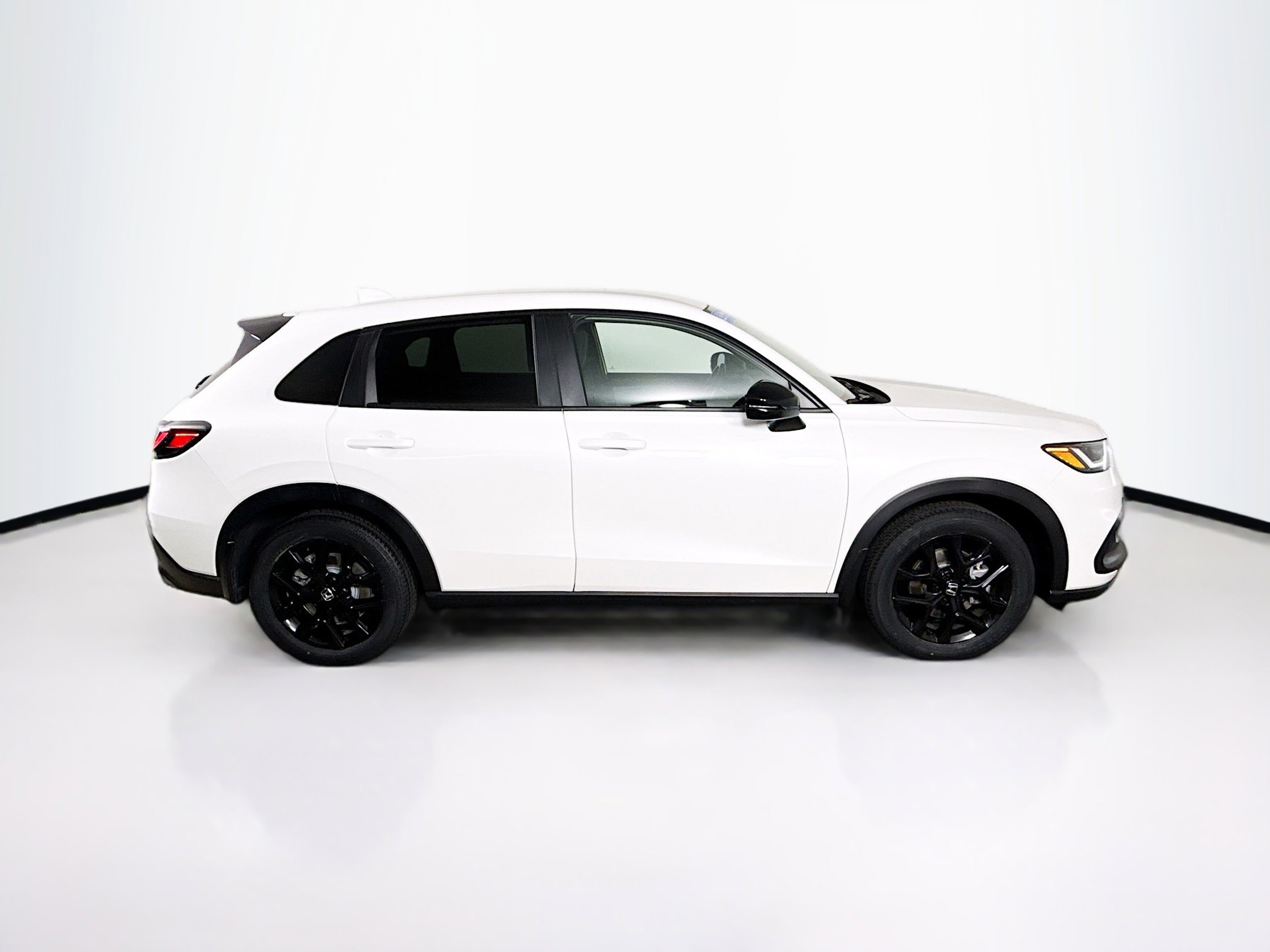 Certified 2024 Honda HR-V Sport image 2