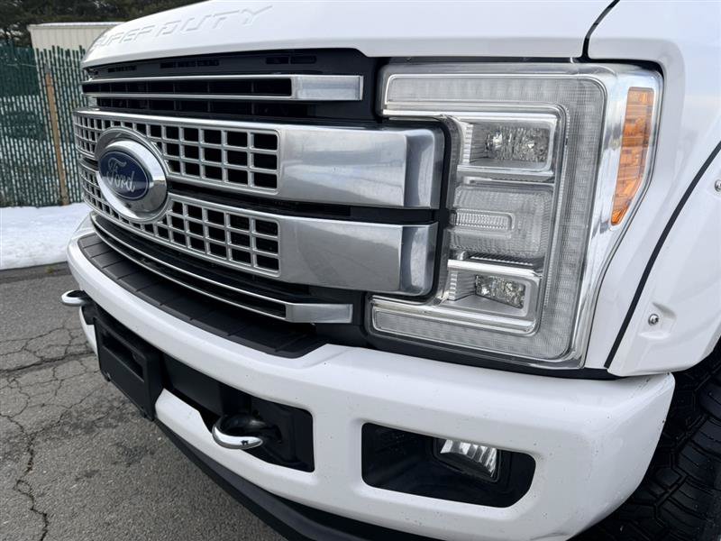 Used 2017 Ford F250 Platinum w/ Platinum Ultimate Package AWD/4WD image 10