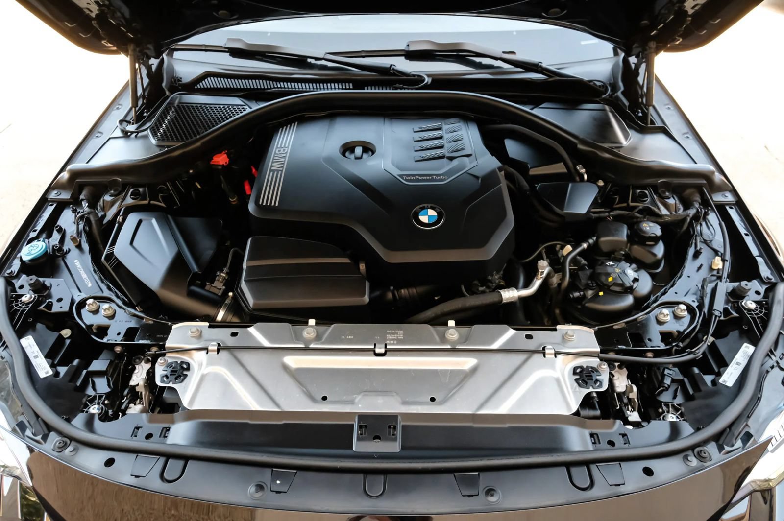 Used 2024 BMW 230i Coupe w/ Convenience Package RWD image 46