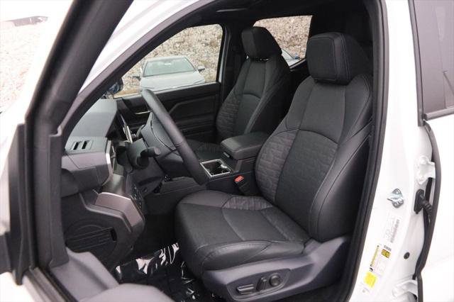 Certified 2024 Toyota Tacoma TRD Off-Road image 9