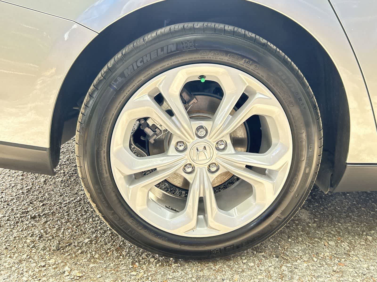 Certified 2025 Honda Accord LX image 5