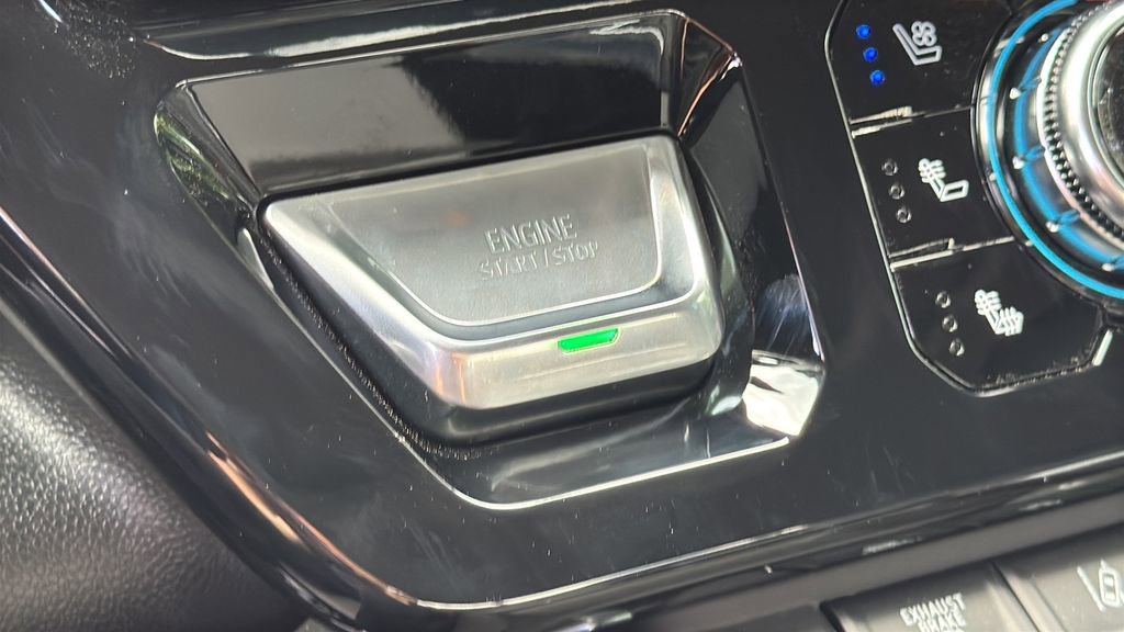 New 2025 GMC Sierra 2500 Denali w/ Denali Reserve Package image 16