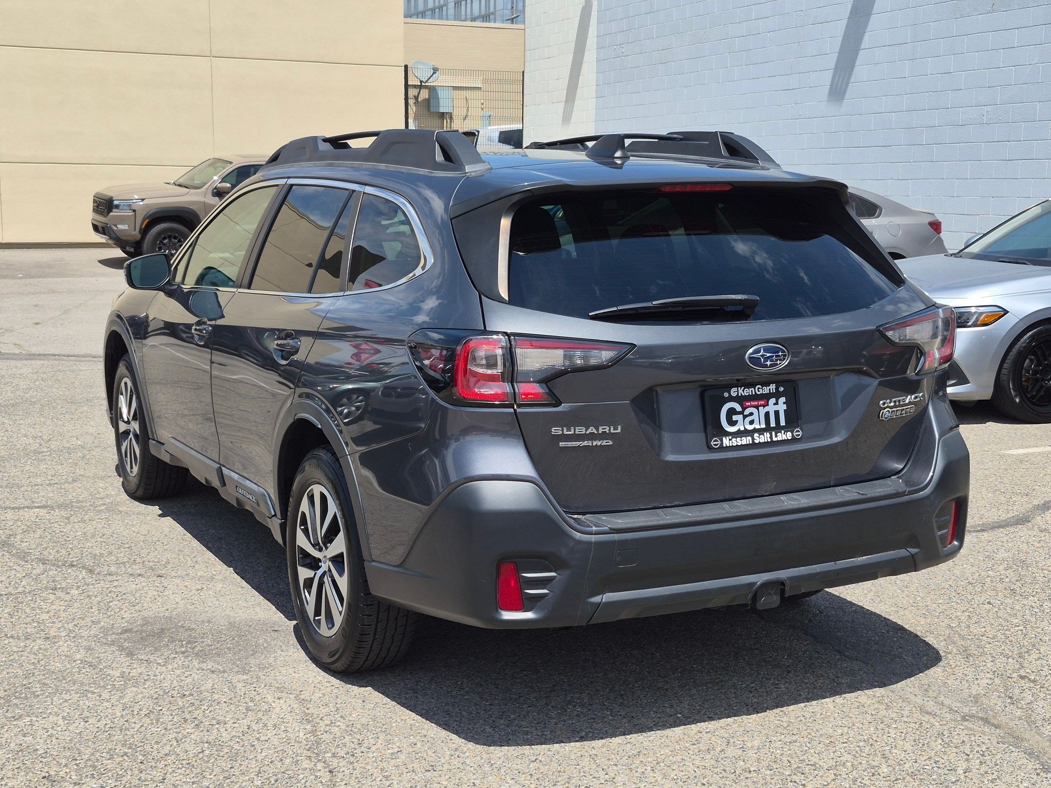 Used 2020 Subaru Outback Premium w/ Popular Package #1 AWD/4WD image 9