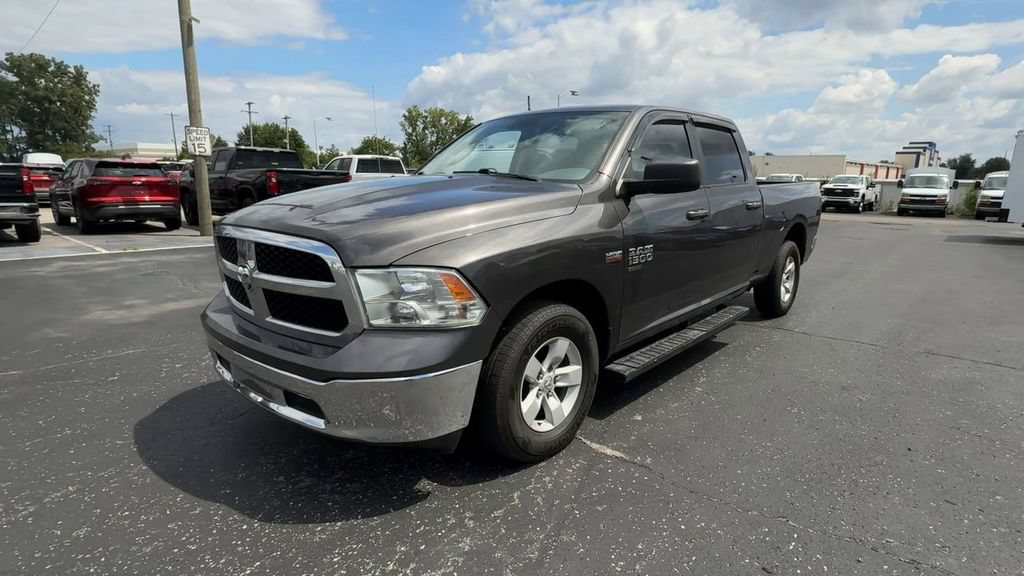 Used 2019 RAM 1500 Classic SLT RWD image 4