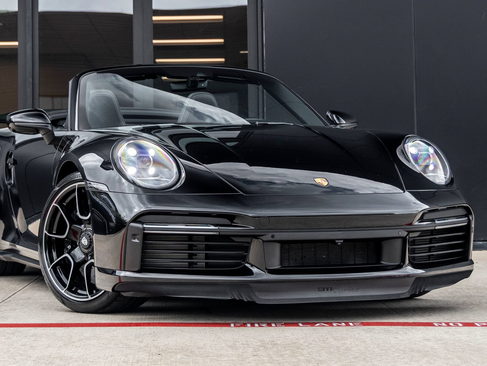 Certified 2024 Porsche 911 Turbo AWD/4WD image 9