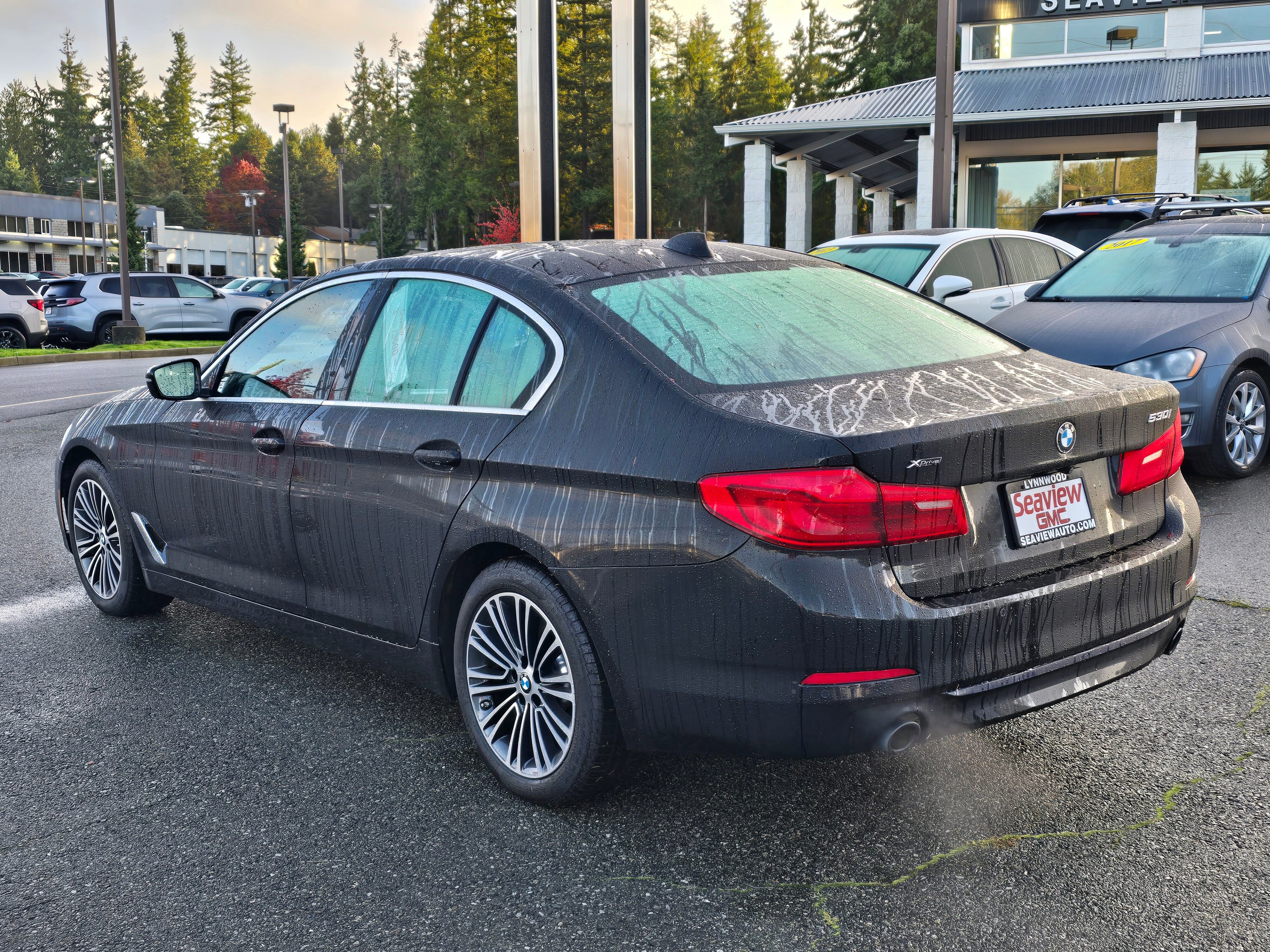 Used 2019 BMW 530i xDrive w/ Convenience Package image 5