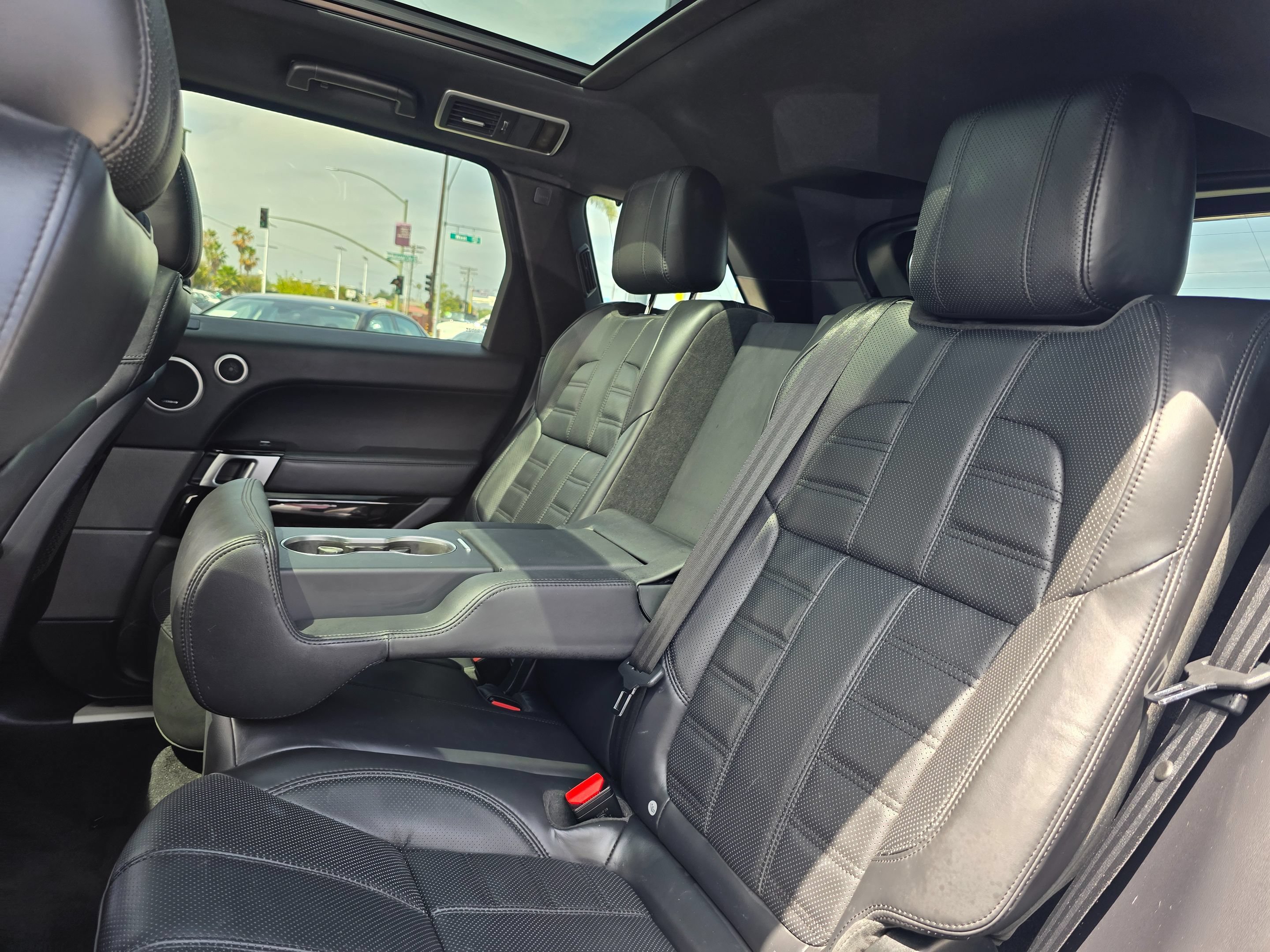 Used 2017 Land Rover Range Rover Sport Autobiography AWD/4WD image 20