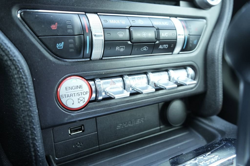 Used 2015 Ford Mustang Premium image 30