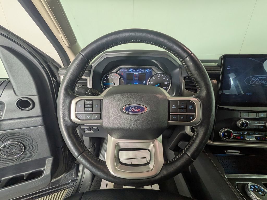 Used 2024 Ford Expedition Max XLT image 20