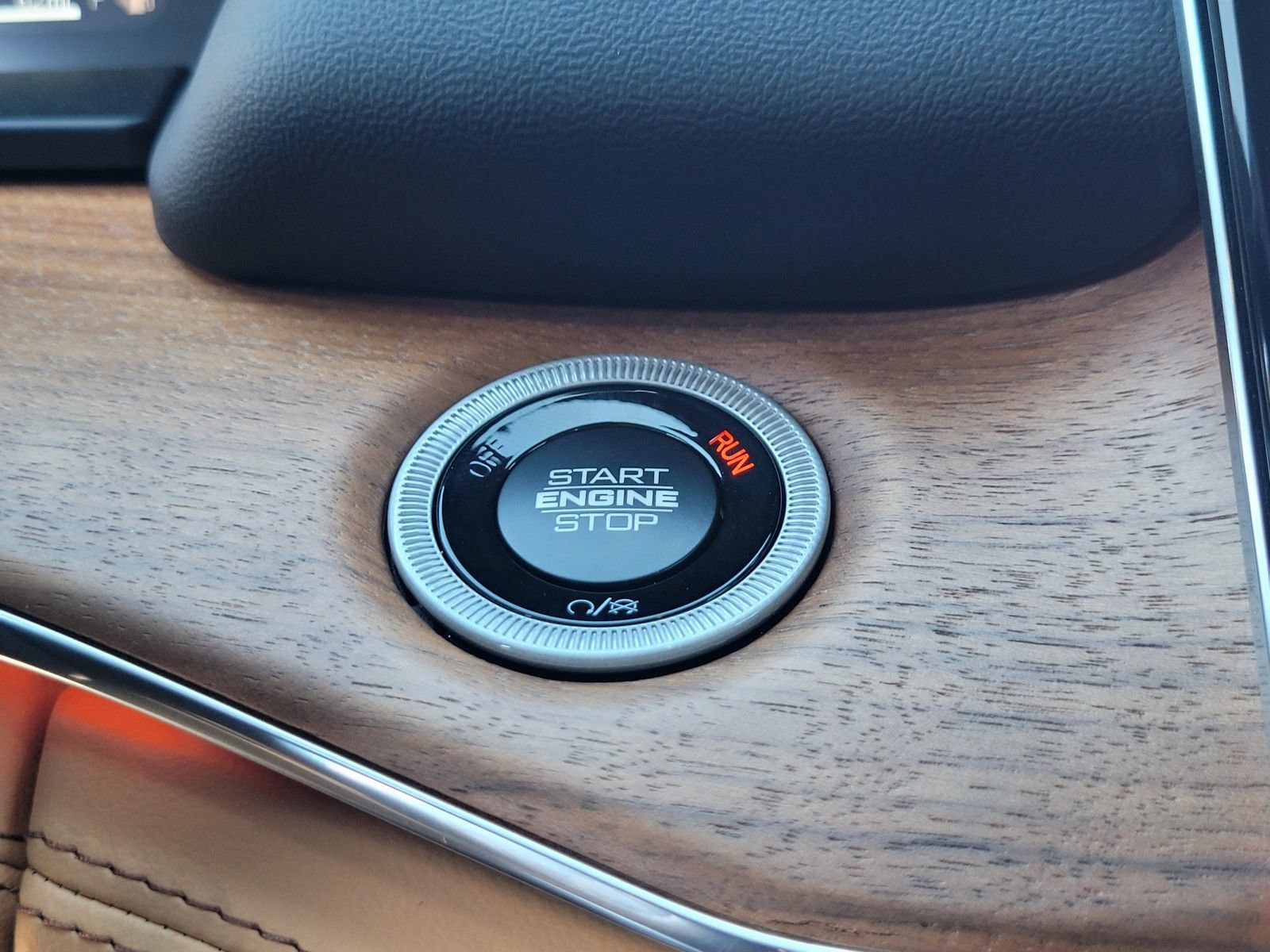 New 2025 Jeep Grand Cherokee Summit AWD/4WD image 20