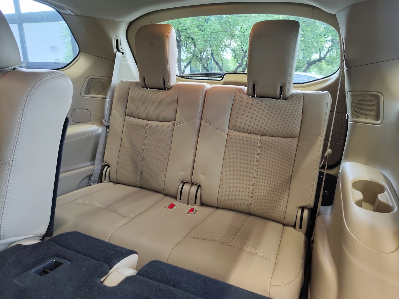 Used 2018 Nissan Pathfinder Platinum FWD image 26