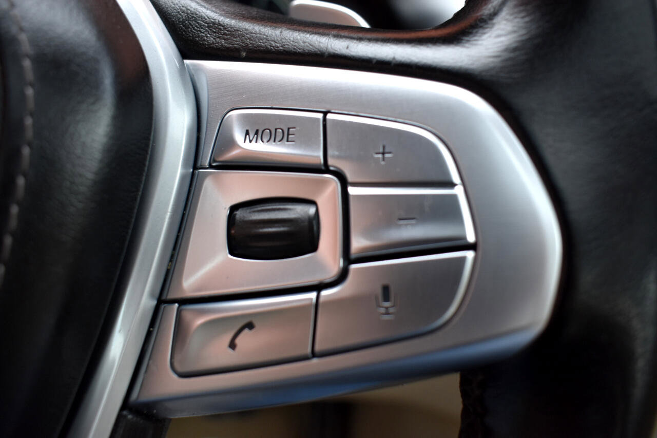 Used 2019 BMW 750i w/ Executive Package image 25