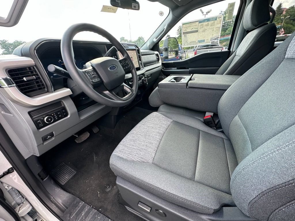 New 2026 Ford F250 XLT w/ XLT Premium Package AWD/4WD image 18