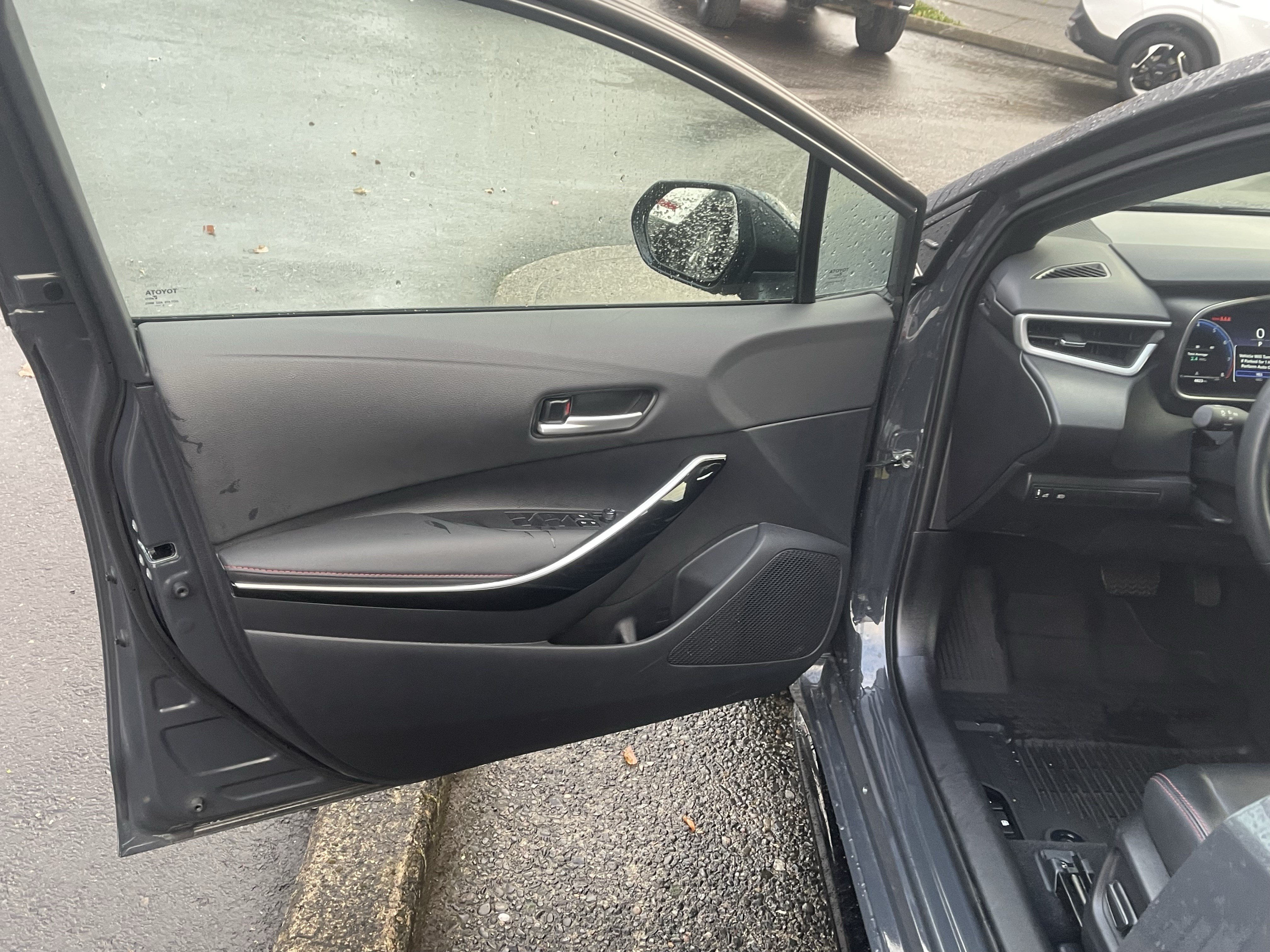 Used 2026 Toyota Corolla XSE FWD image 16