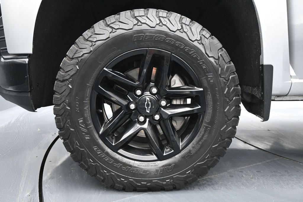Used 2021 Chevrolet Silverado 1500 Custom Trail Boss AWD/4WD image 22