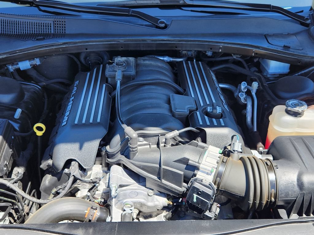 Used 2023 Chrysler 300 C RWD image 18