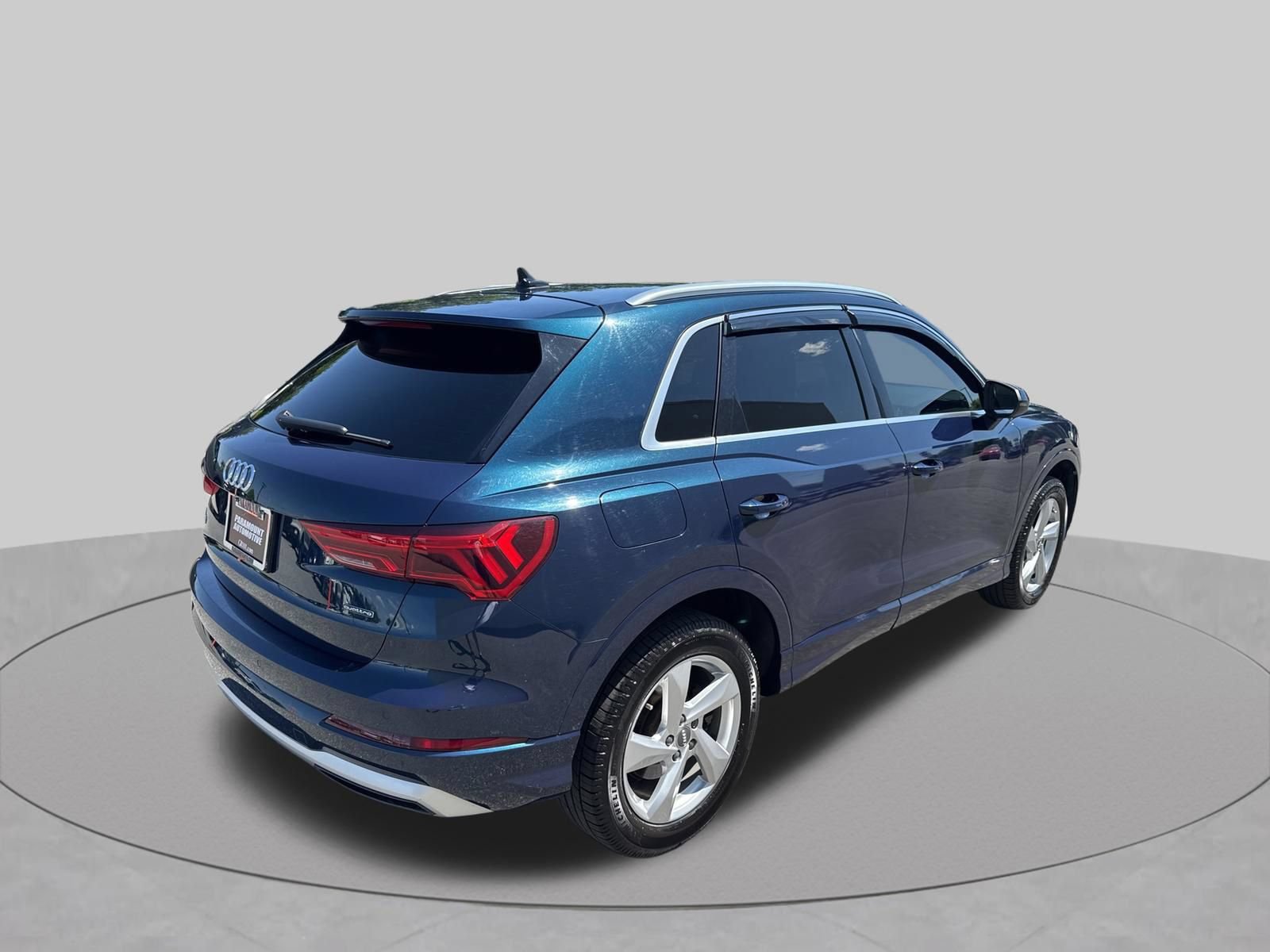 Used 2020 Audi Q3 2.0T Premium w/ Convenience Package AWD/4WD image 9