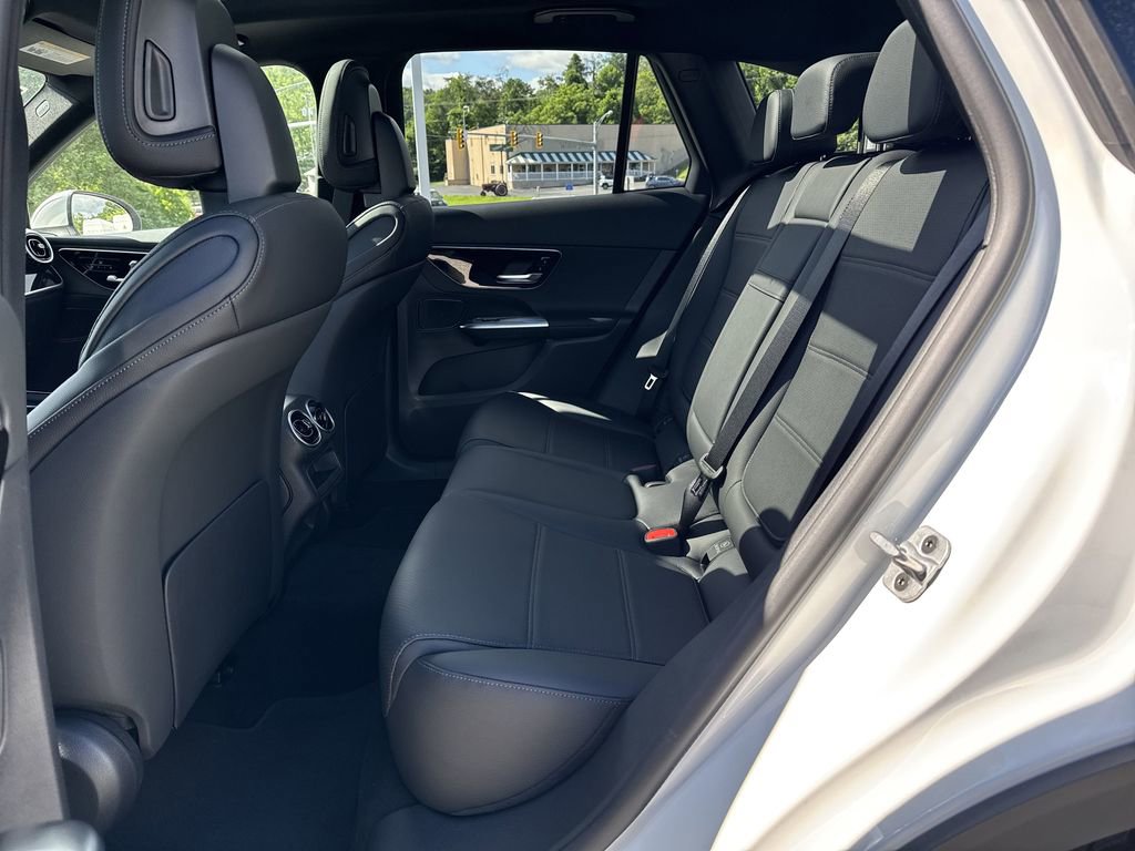 Certified 2025 Mercedes-Benz GLC 300 300 image 11