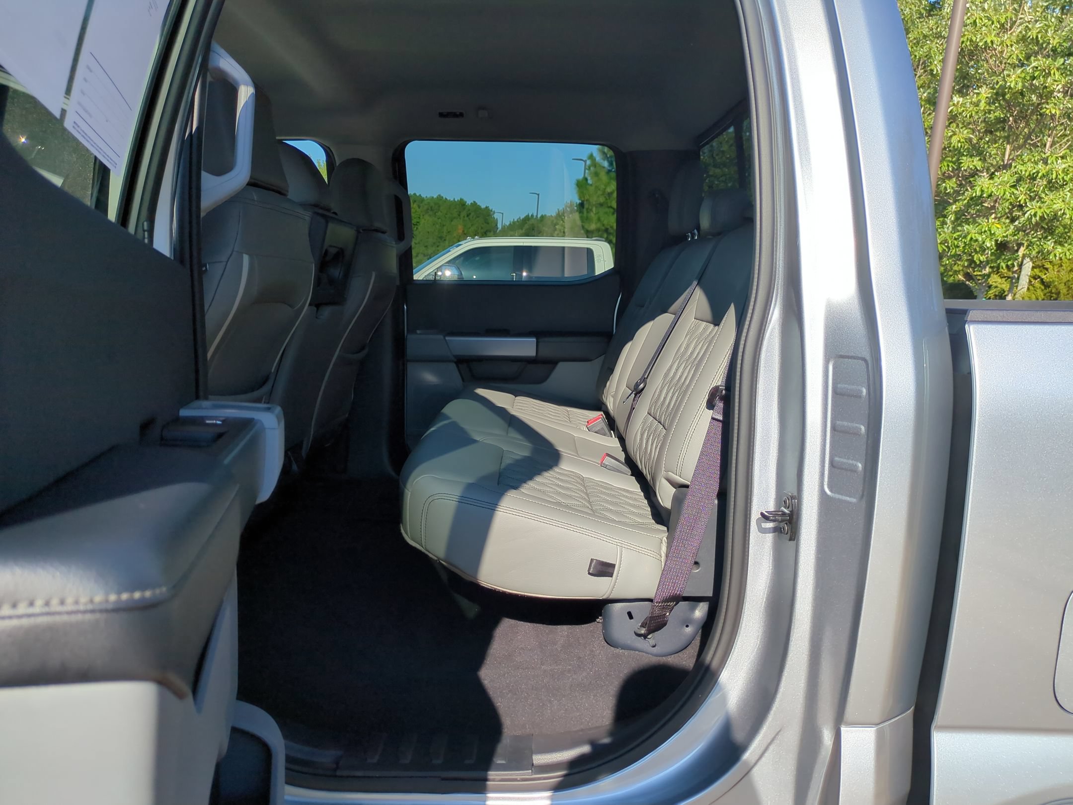 Certified 2024 Ford F250 XL w/ STX Appearance Package AWD/4WD image 28