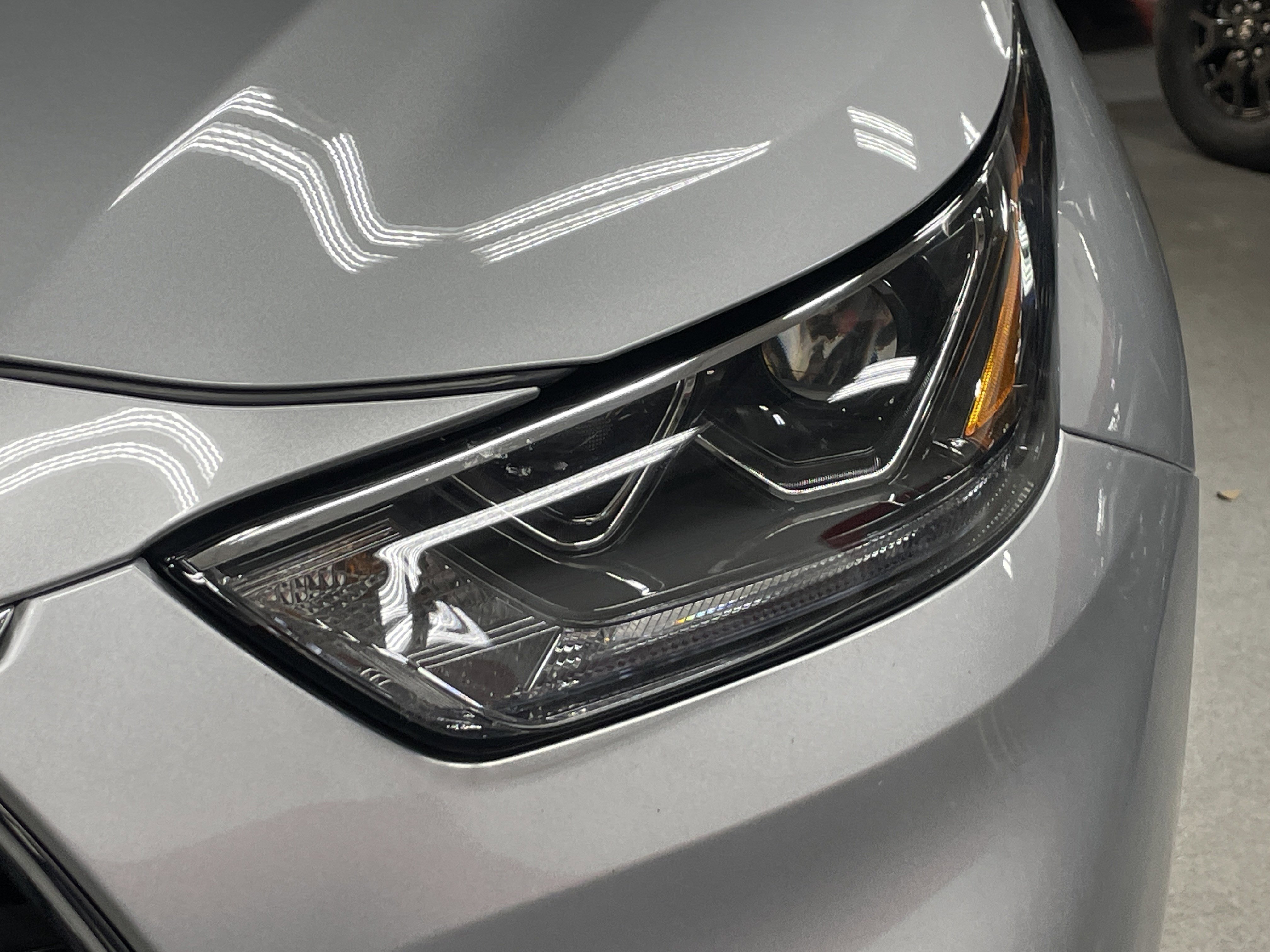 Used 2023 Toyota Highlander Platinum FWD image 6