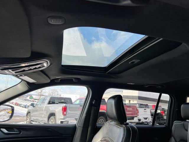 Used 2023 Jeep Grand Cherokee L Laredo image 18