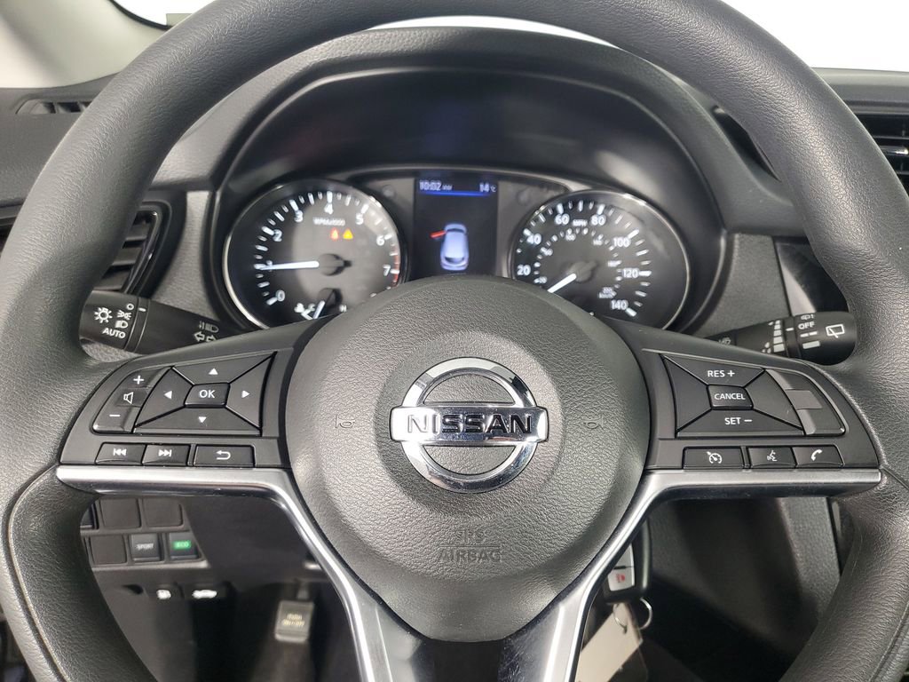 Used 2020 Nissan Rogue Sport S image 22