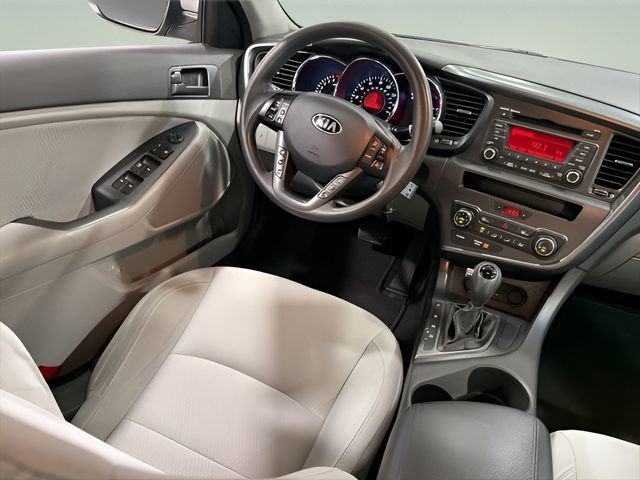 Used 2013 Kia Optima LX image 23