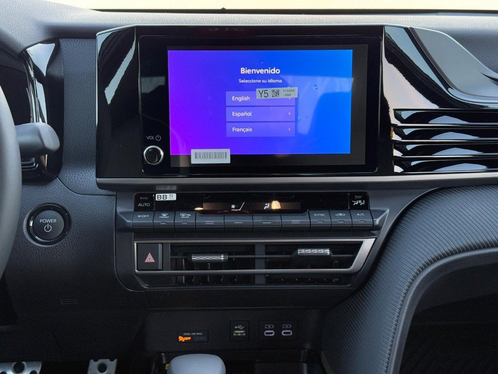 New 2026 Toyota Camry Hybrid image 9