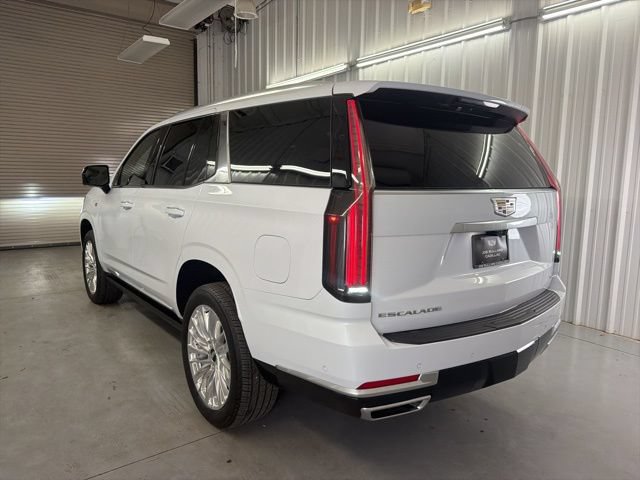 Certified 2026 Cadillac Escalade Luxury w/ LPO, Floor Liner Package RWD image 7