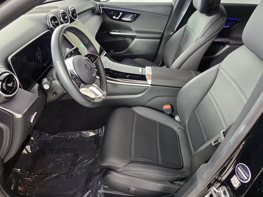 Certified 2025 Mercedes-Benz GLC 300 image 9