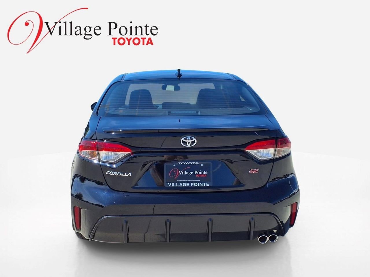 Used 2026 Toyota Corolla SE FWD image 4