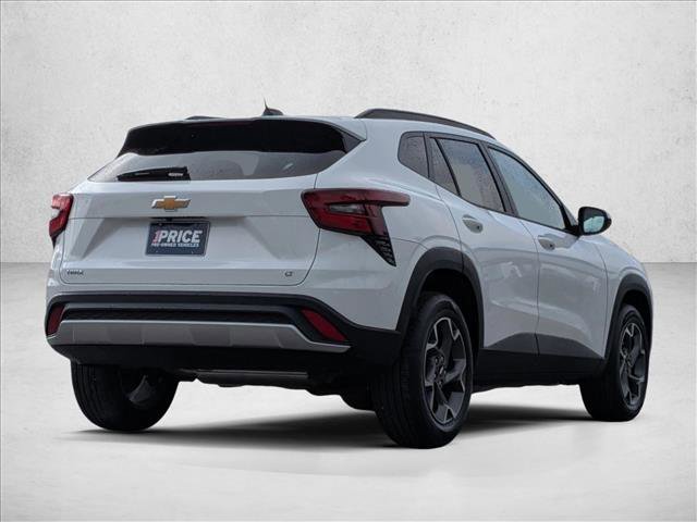 Used 2026 Chevrolet Trax LT image 5