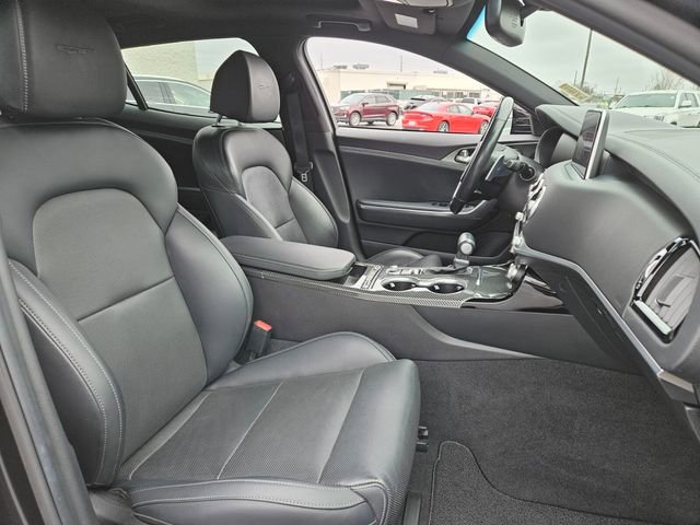 Used 2021 Kia Stinger GT1 image 19