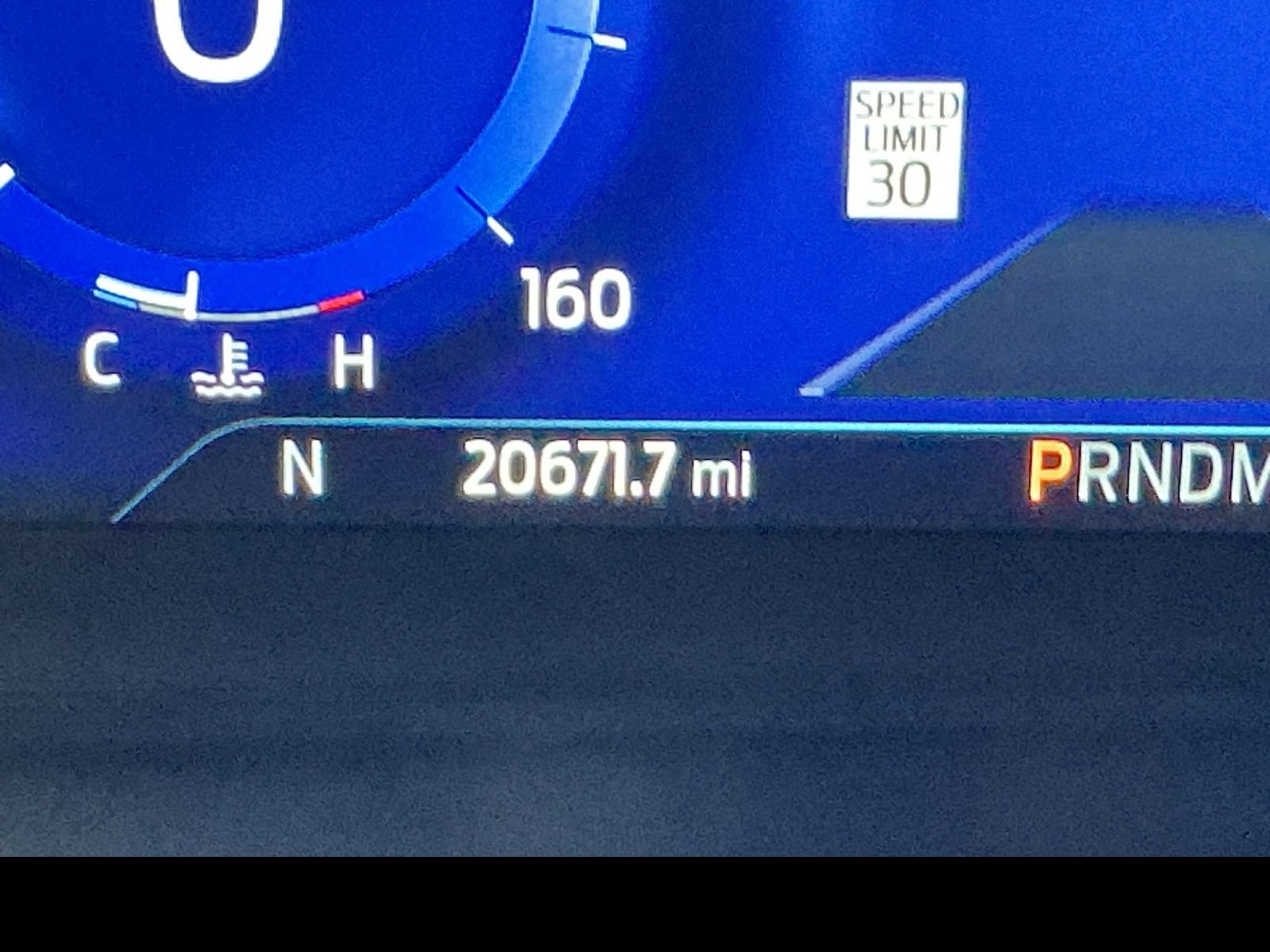 Used 2020 Ford Explorer Platinum w/ Premium Technology Package AWD/4WD image 17