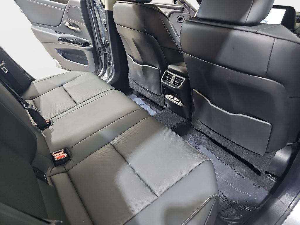 Certified 2025 Lexus ES 300h w/ Premium Package FWD image 11