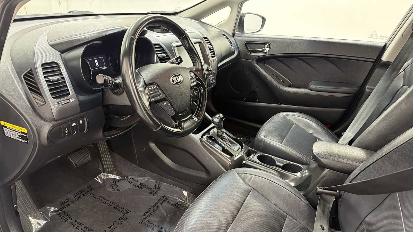 Used 2017 Kia Forte EX w/ EX Premium Plus Package image 12