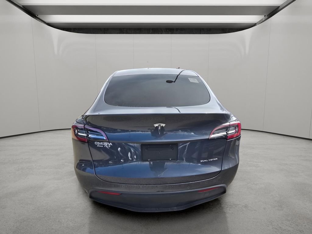 Used 2020 Tesla Model Y Long Range image 4