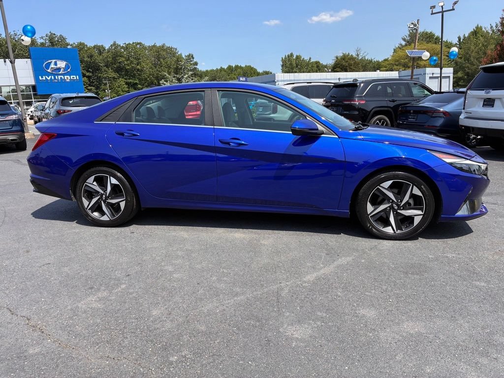 Used 2023 Hyundai Elantra Limited FWD image 8