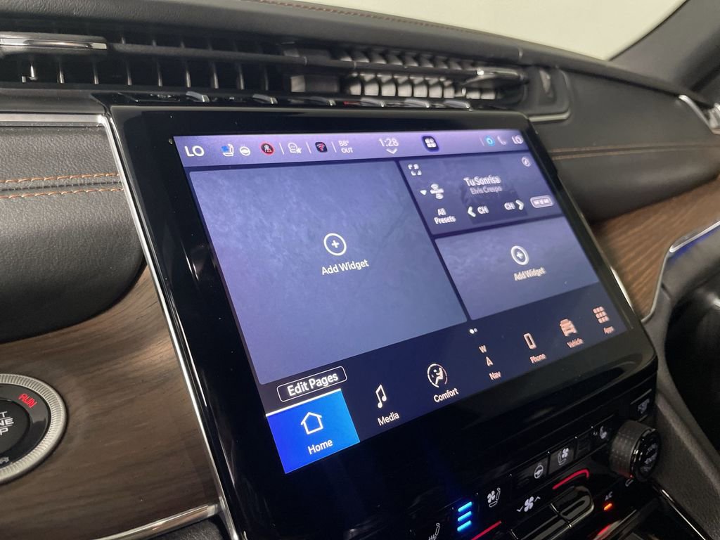 Used 2024 Jeep Grand Cherokee L Summit w/ High Altitude Package image 13