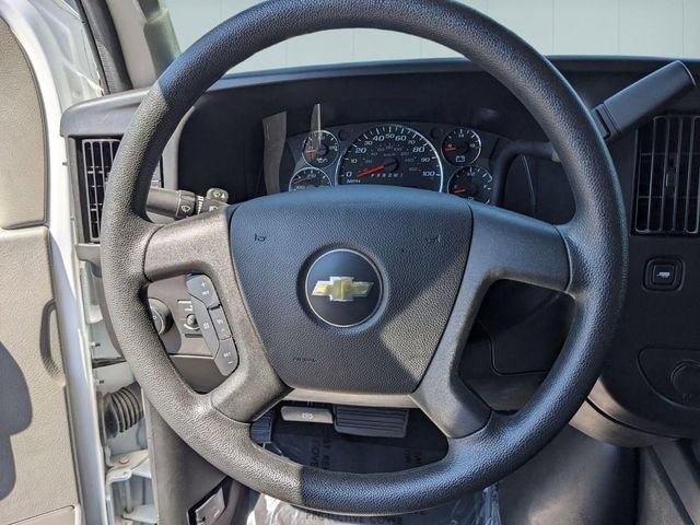 Used 2025 Chevrolet Express 3500 LT w/ LT Preferred Equipment Group RWD image 17