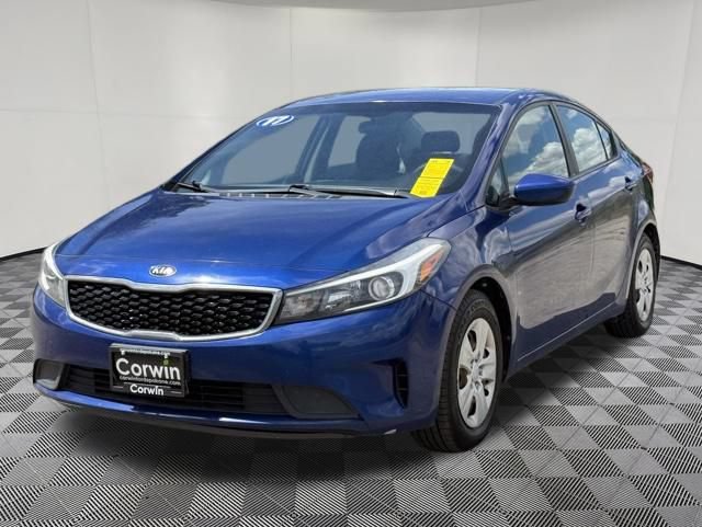 Used 2017 Kia Forte LX FWD image 5