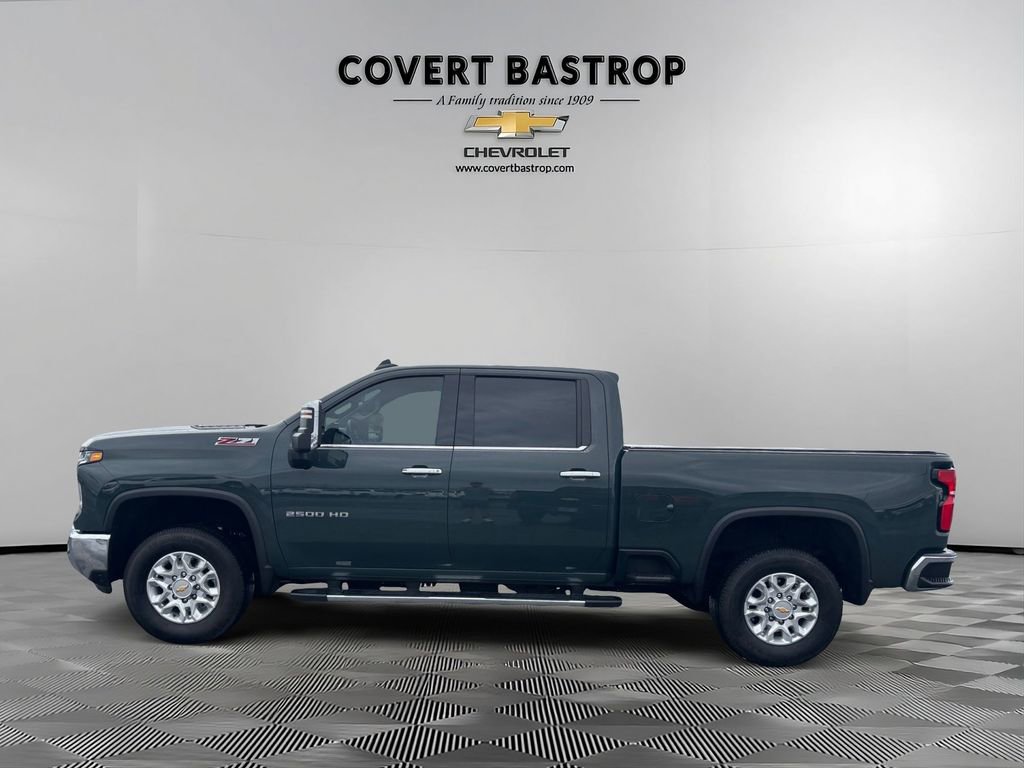Used 2025 Chevrolet Silverado 2500 LTZ w/ LTZ Convenience Package image 3