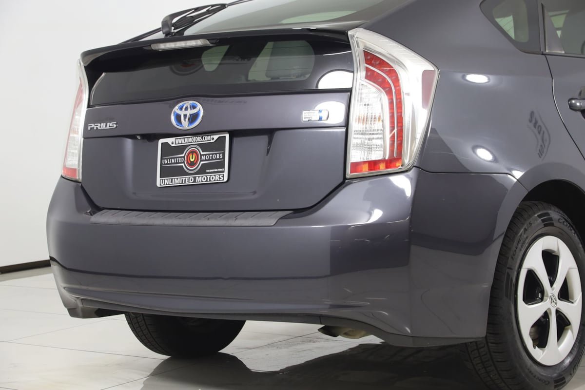 Used 2013 Toyota Prius Three FWD image 37
